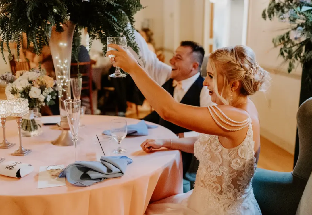 little miss lovely floral design // quantico md green hill country club wedding leigh beauchamp photography