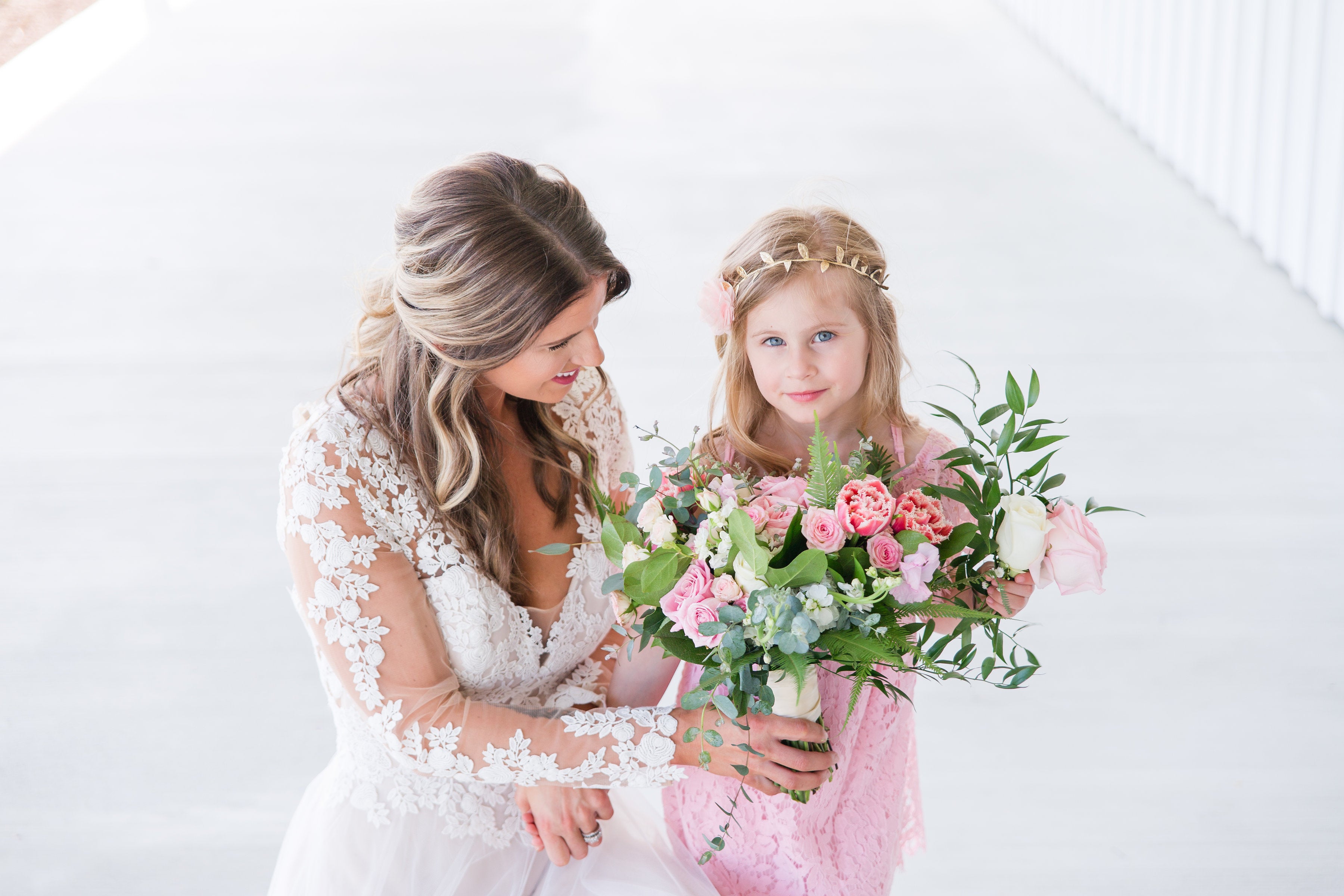 little miss lovely floral design // Paige Engel Photography // Kylan Barn - Delmar, DE Styled Shoot // Belle of the Ball Events