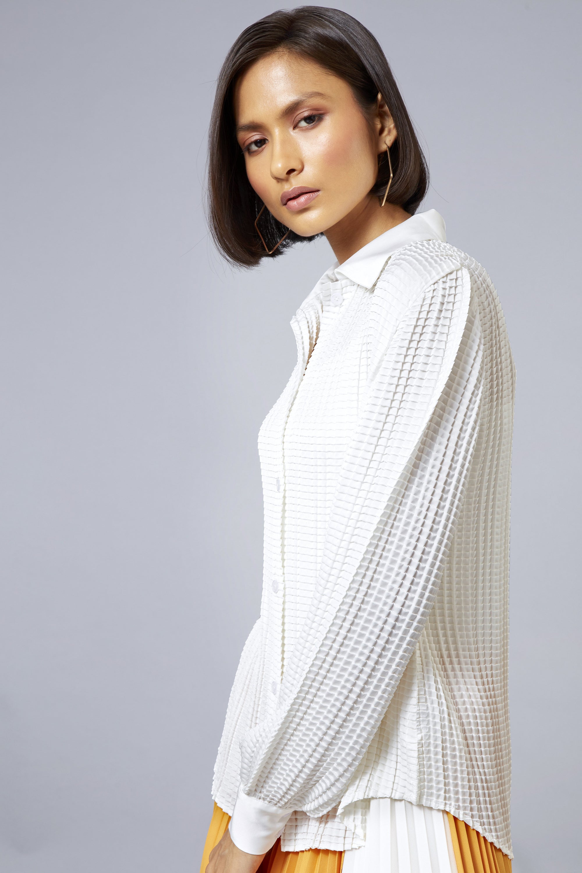 Cleo Cube Pleat Shirt - Off -White