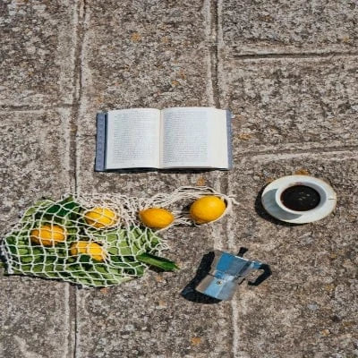 adding citrus zest in coffee