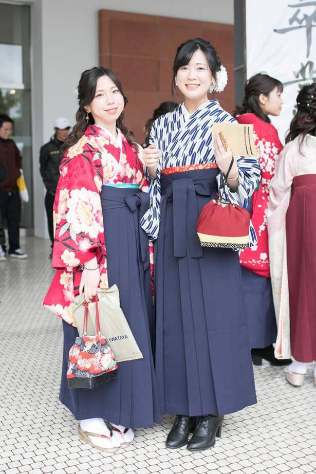 modern use of hakama with kimono women