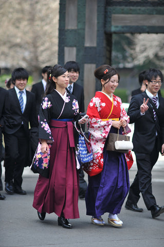 TokyoBling Blog, college graduates kimono2