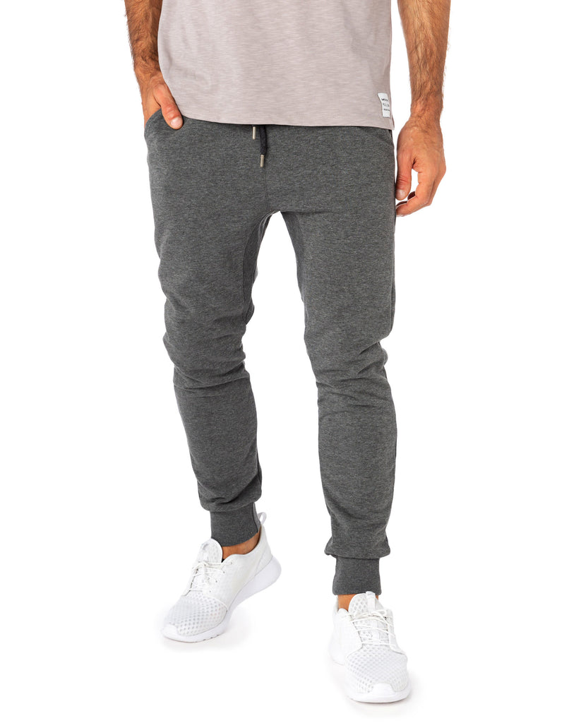 loose jogging pants