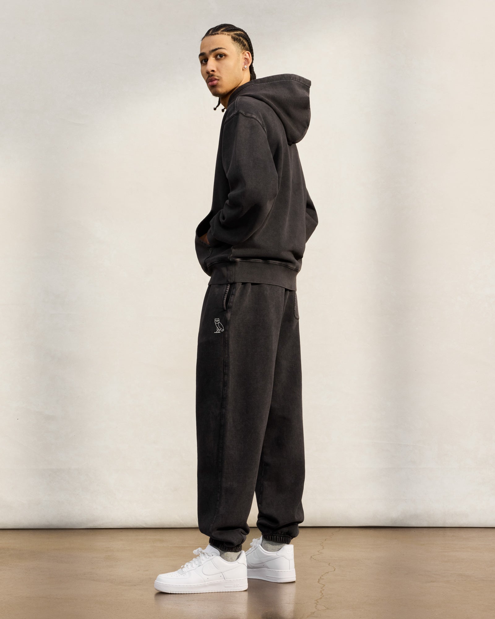 Muskoka Garment Dyed Relaxed Fit Sweatpant - Black