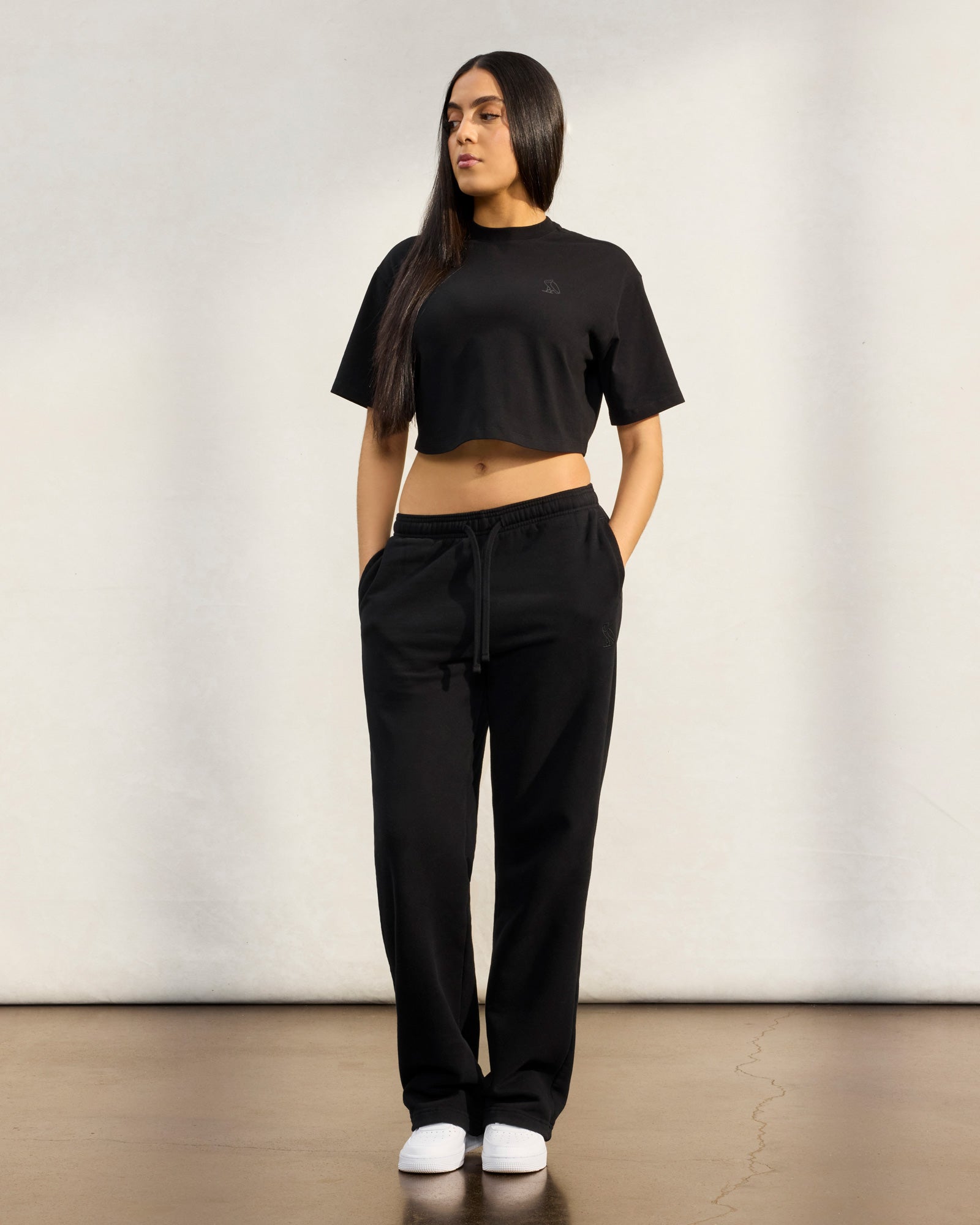 Cropped T-Shirt - Black