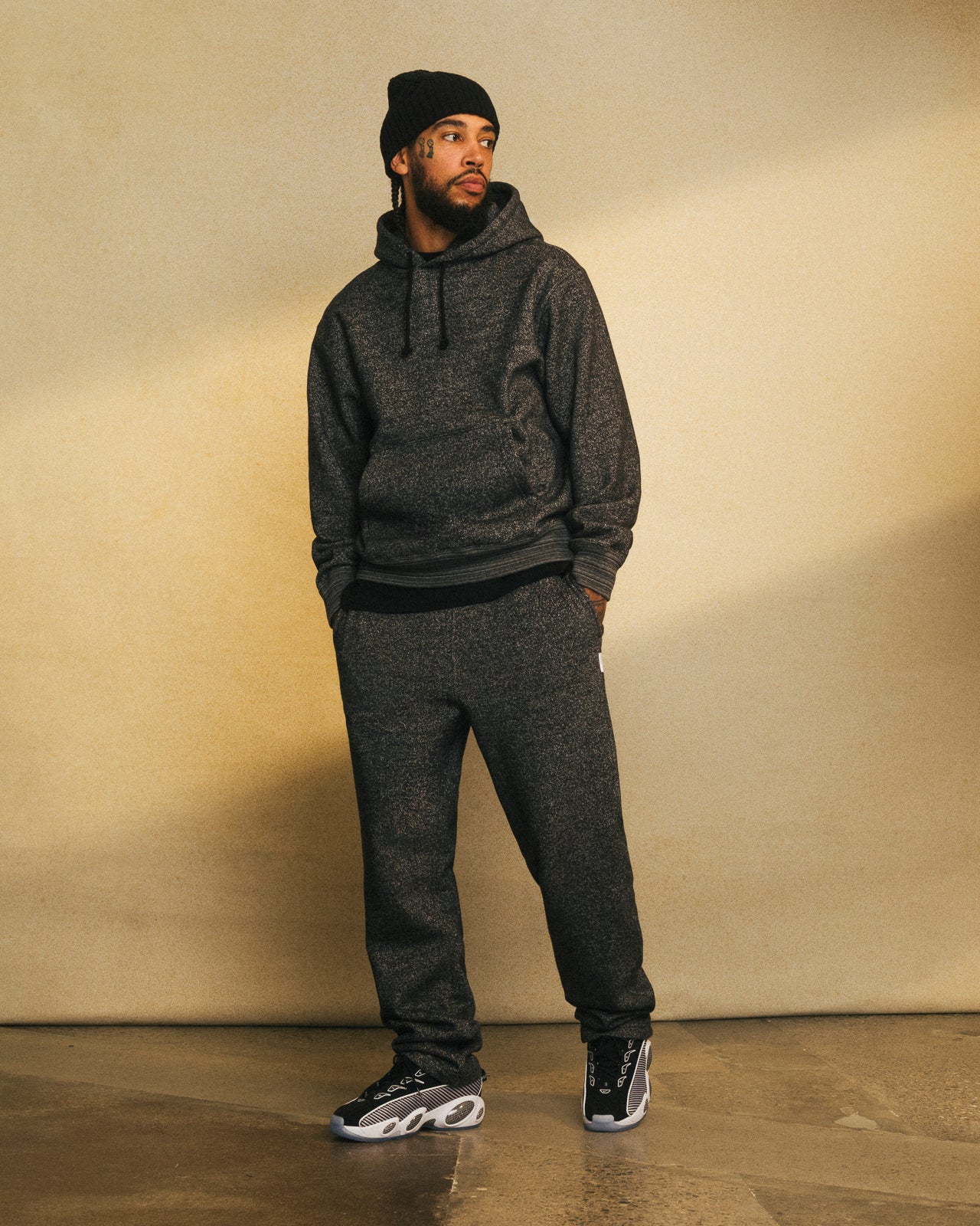 Speckle Fleece Open Hem Sweatpant - Black