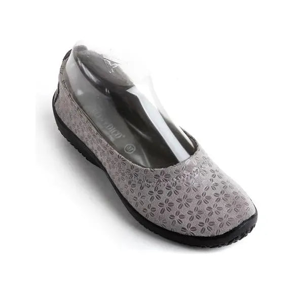 L15 - Margarita Grey