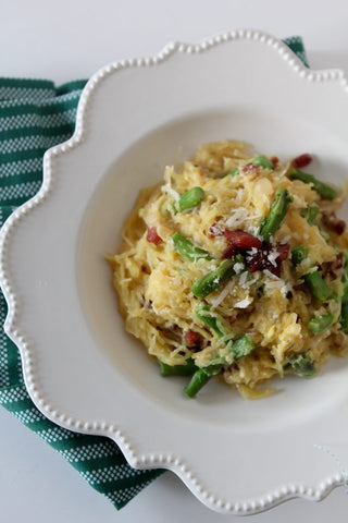whole30 dinner recipe - spaghetti squash carbonara
