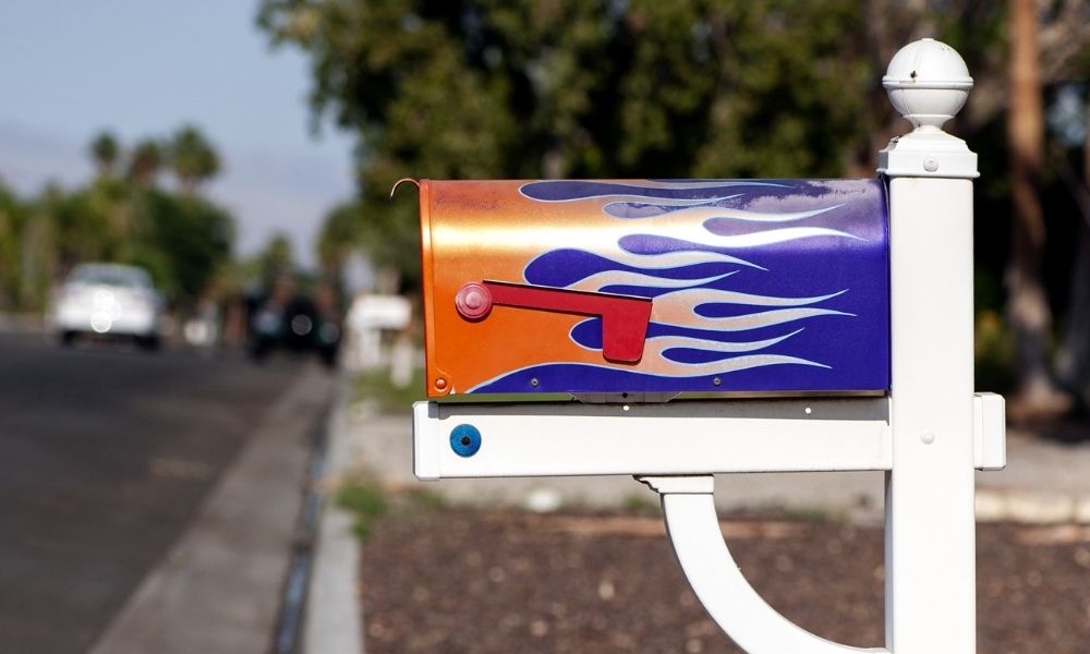 Tips for Giving Your Mailbox a Makeover