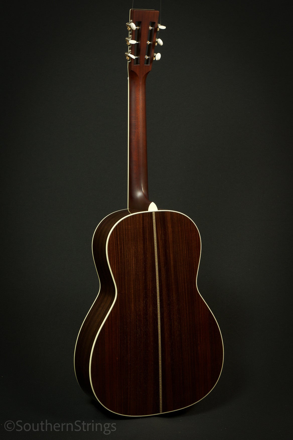 Santa Cruz 00 Guitar - Southern Strings