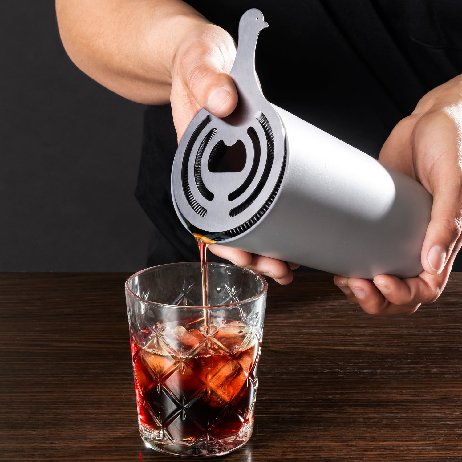 Mix Master Cocktail Shaker – Kikkerland Design Inc