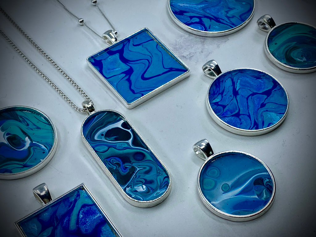 Acrylic resin jewellery