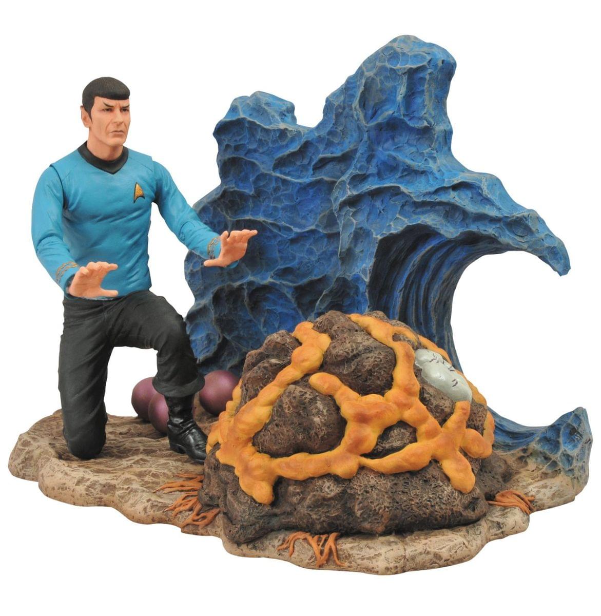 Star Trek Diamond Select Mr. Spock Action Figure