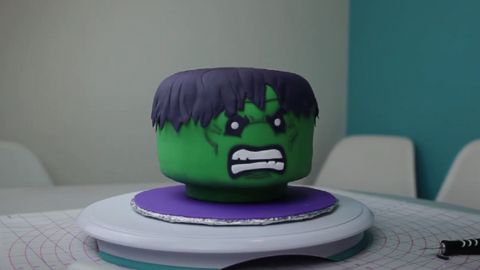 Incredible Hulk Cake