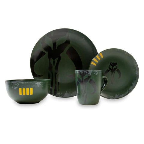 STAR WARS BOBA FETT MANDALORIAN STONEWARE PLATES & BOWL COLLECTION | 4-PIECE SET