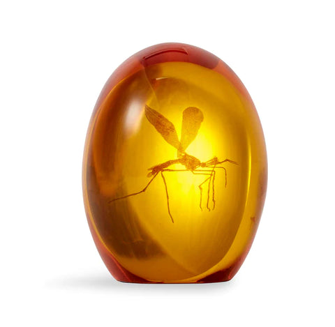JURASSIC PARK MOSQUITO IN AMBER RESIN PAPER WEIGHT | MEASURES 3 INCHES TALL