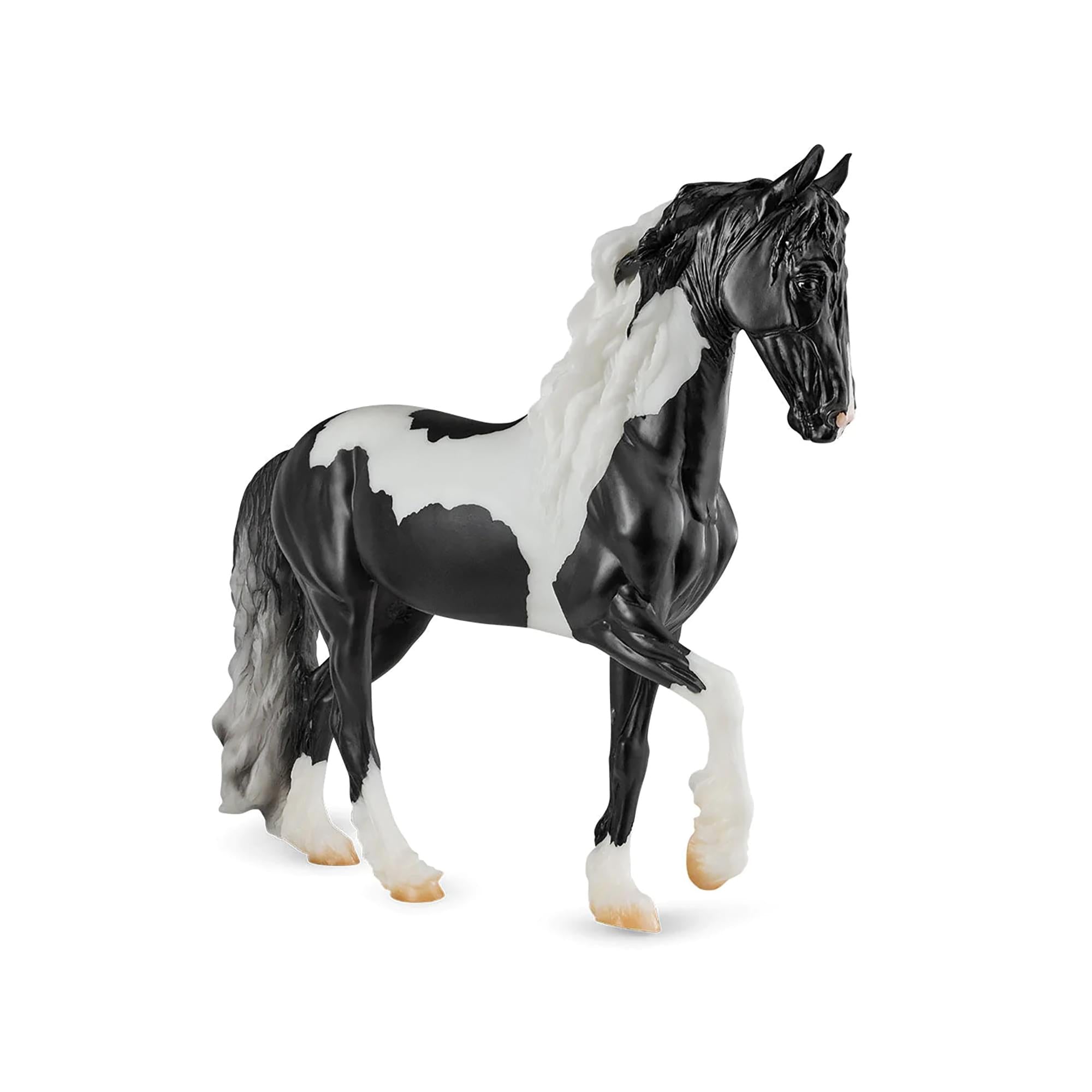 Breyer Traditional 1:9 Scale Model Horse , Battlefield Angle HP