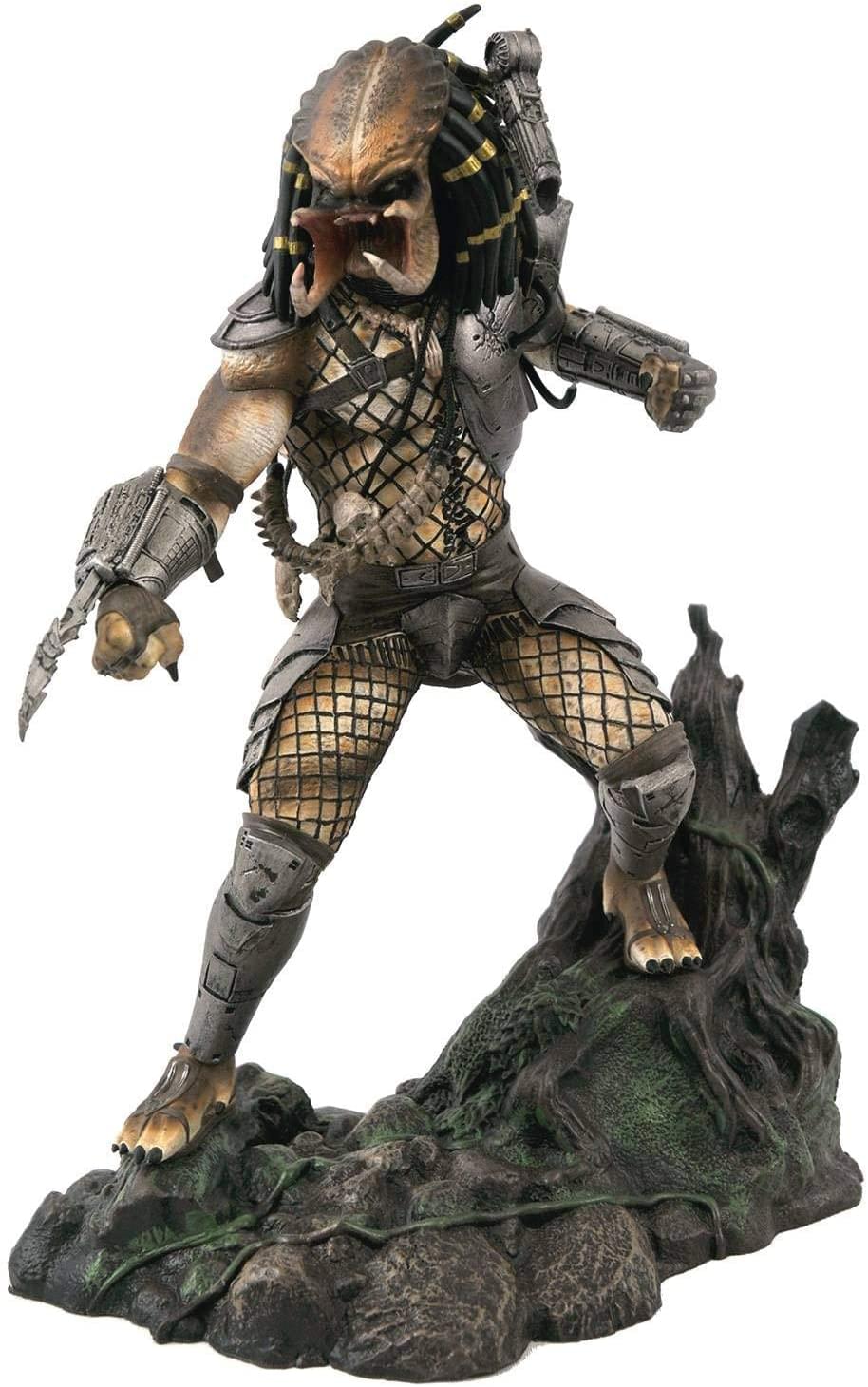 Predator Gallery Exclusive Unmasked 10 Inch PVC Statue