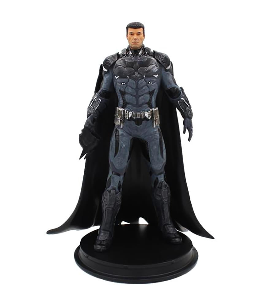 Batman: Arkham Knight Unmasked Batman 8 Statue Paperweight