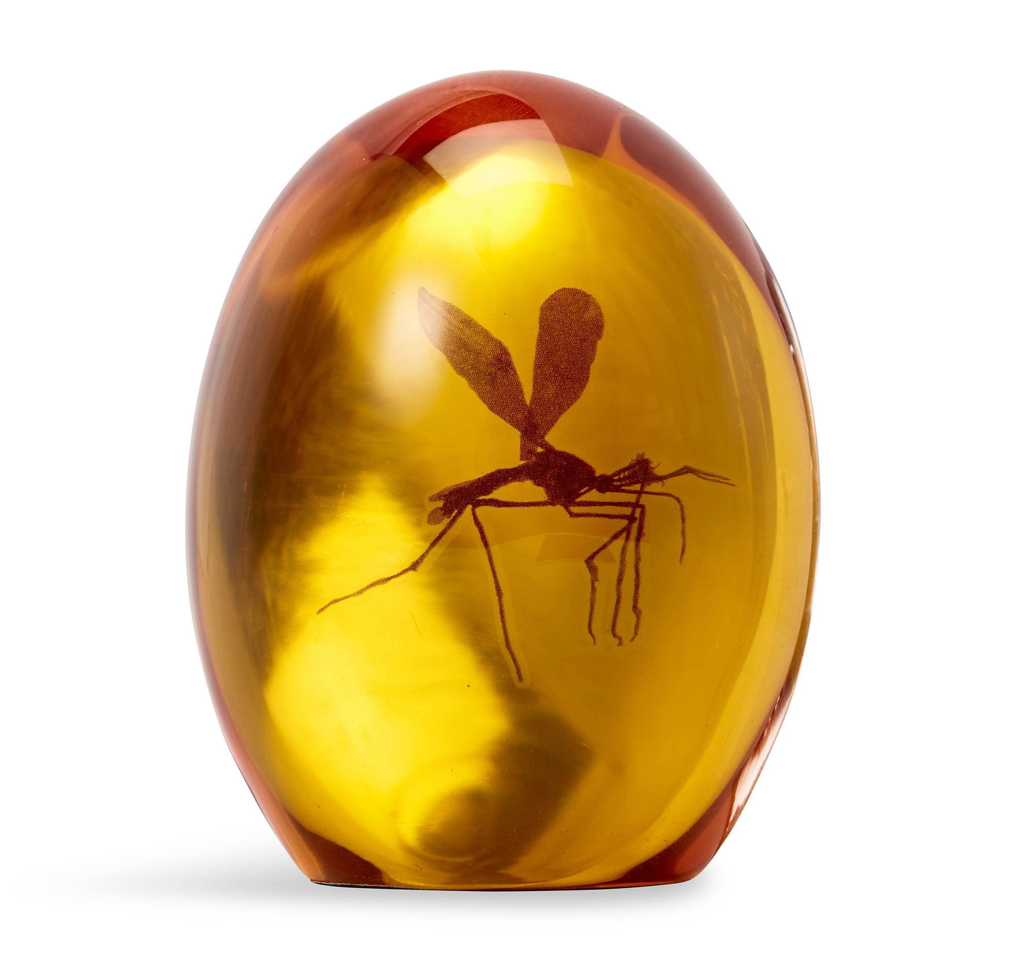 Free Shipping Jurassic Park Mosquito In Amber Resin Prop Replica Toynk Toys