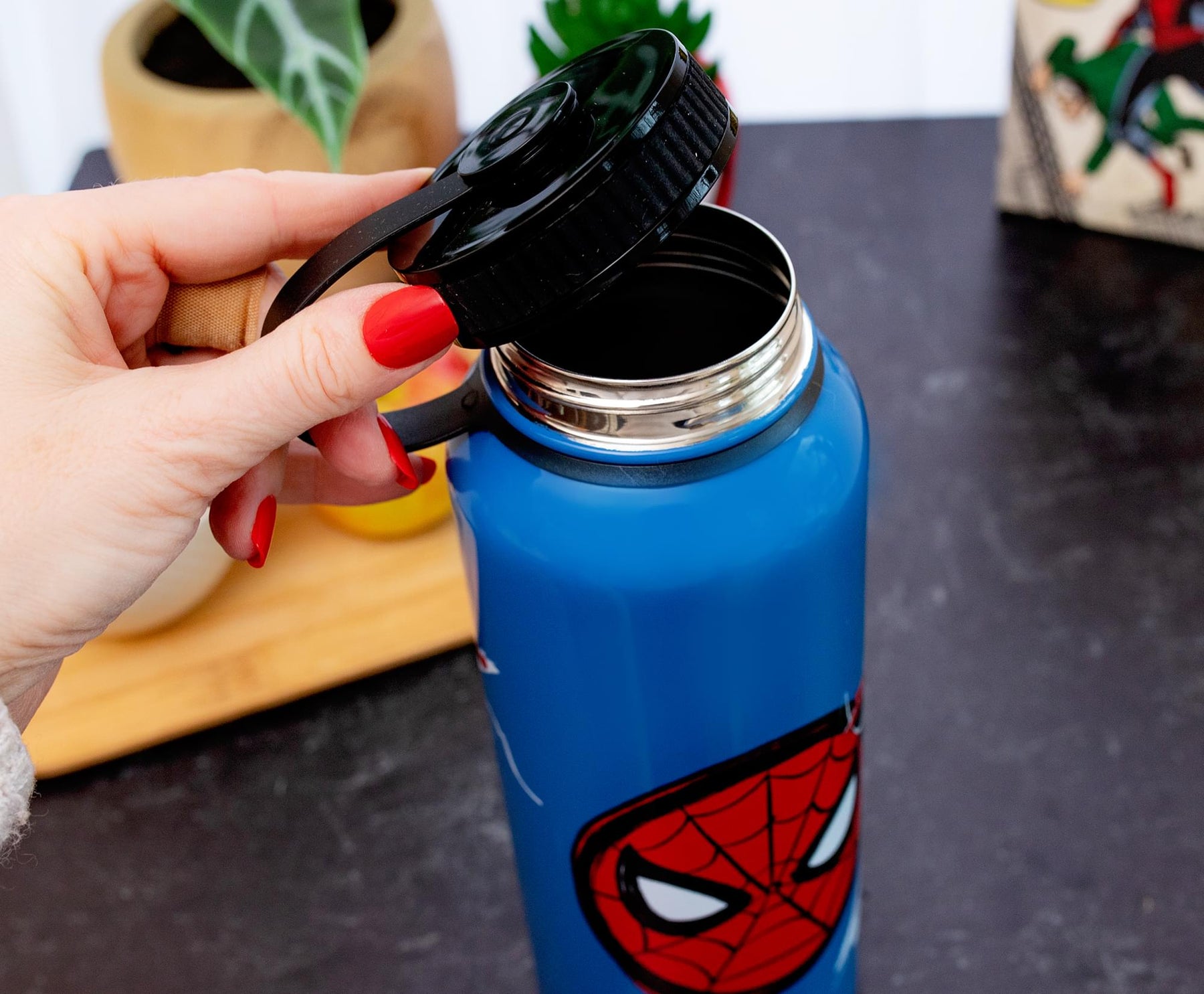 Marvel Spiderman 42oz Stainless Steel Water Bottle | Free Shipping