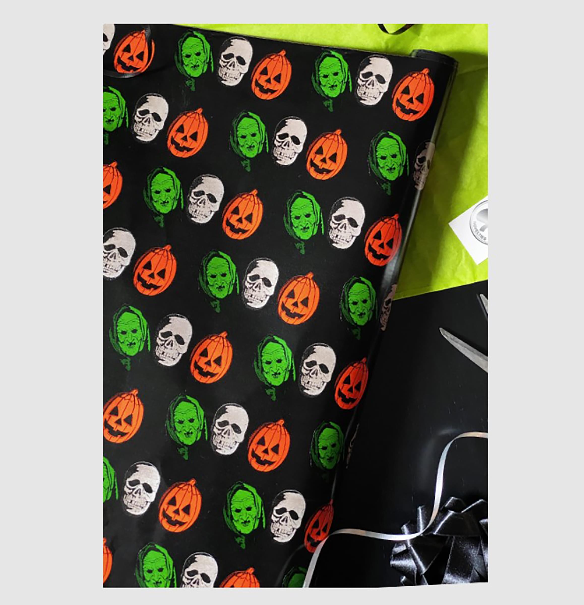 Halloween III Season Of The Witch Premium Wrapping Paper , 30 X 96 Inches
