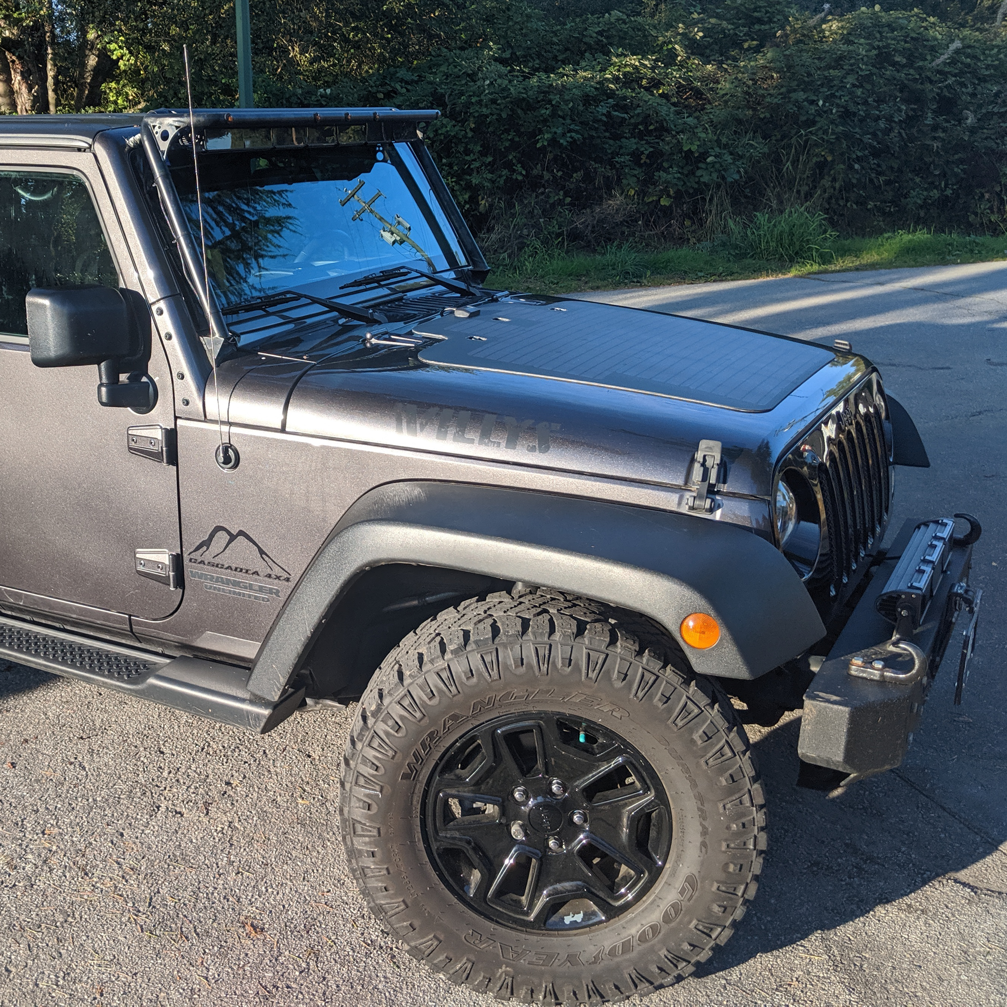 Toyota Fj Cruiser Vss System 100 Watt Hood Solar Panel System Cascadia 4x4