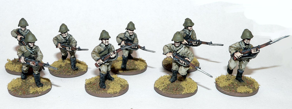 Game Miniatures - Soviet Rifles Advancing (8)