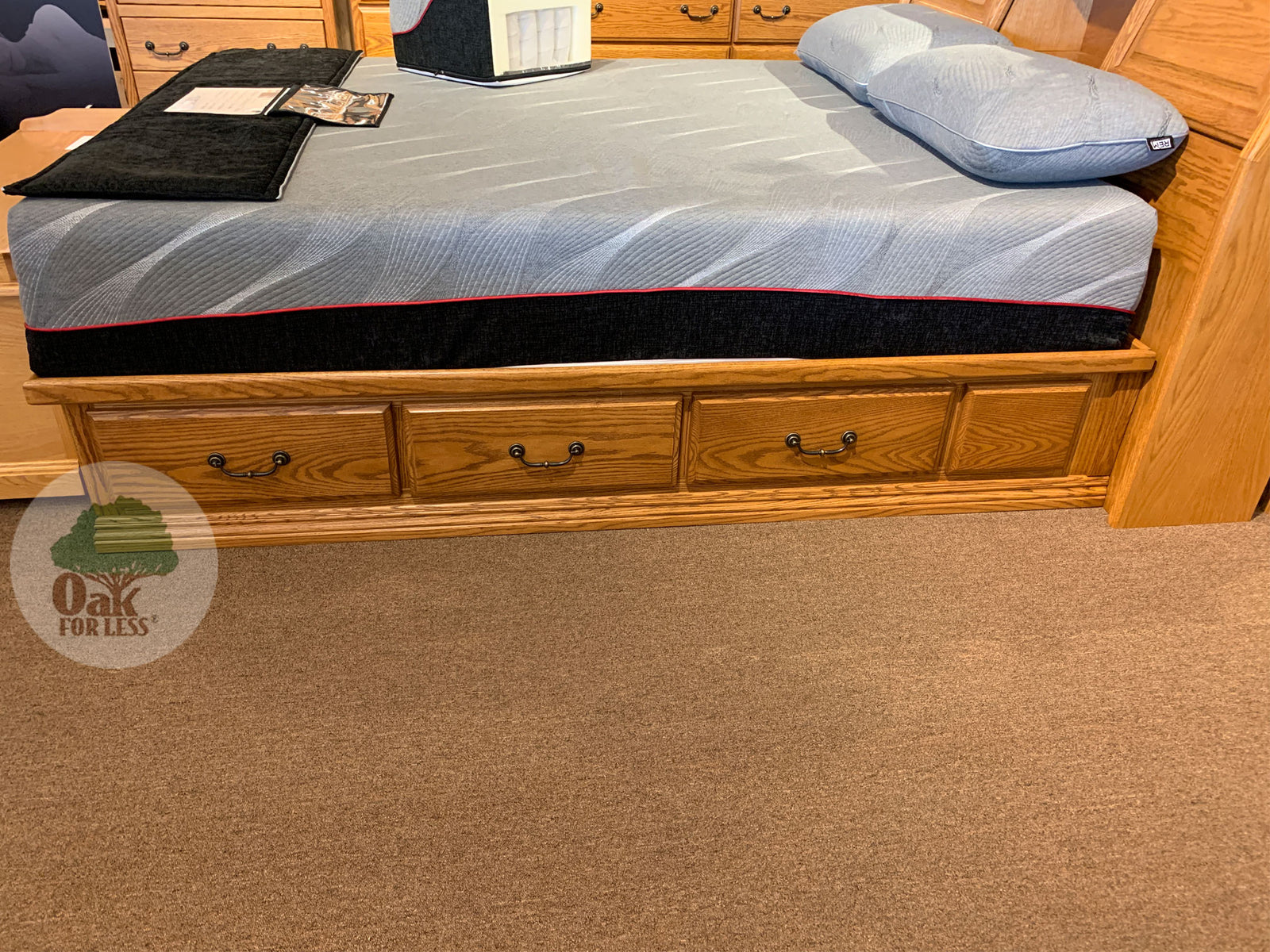 Traditional Oak Pedestal Bed With 6 Drawers Queen Size Oak For Less® Furniture 