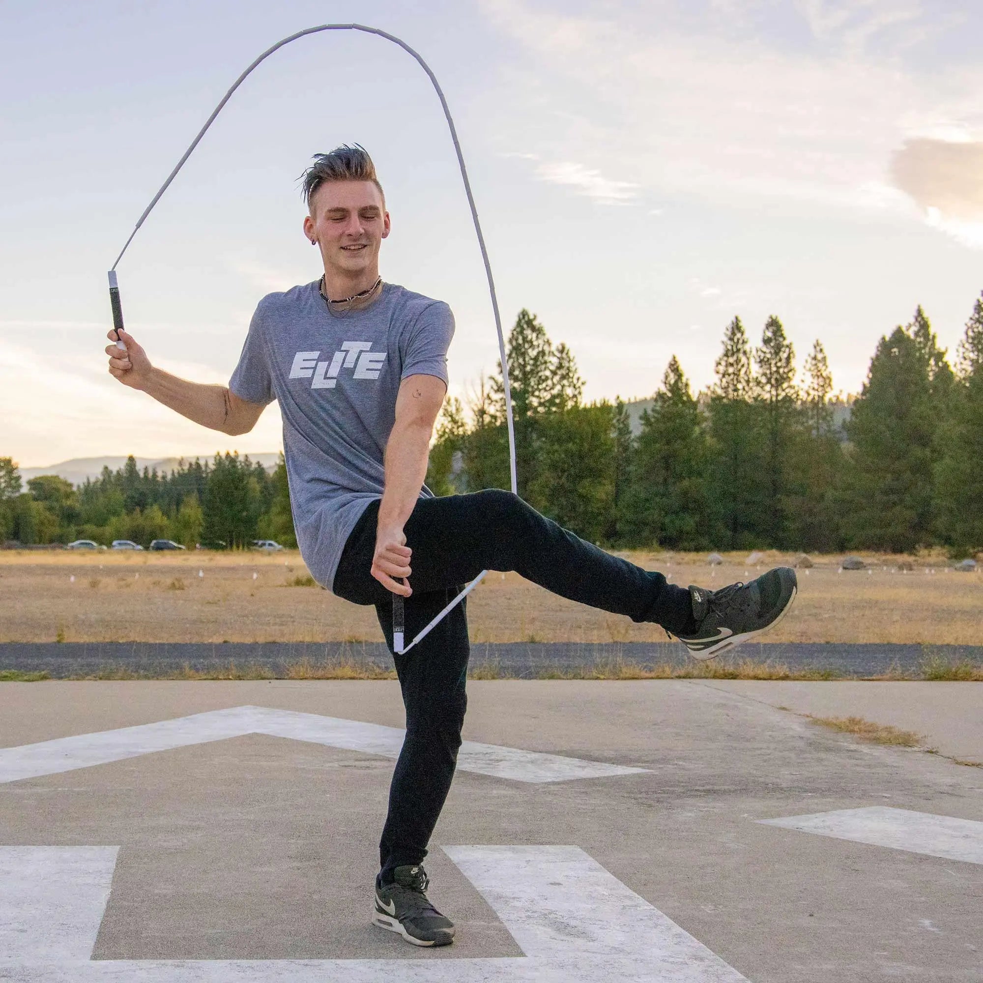 https://cdn.shopify.com/s/files/1/1142/3440/articles/is-jump-rope-a-sport-an-intro-to-competitive-skipping-199719.jpg?v=1698148893