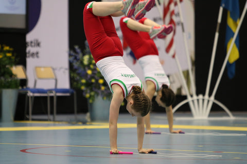 jump rope team competing