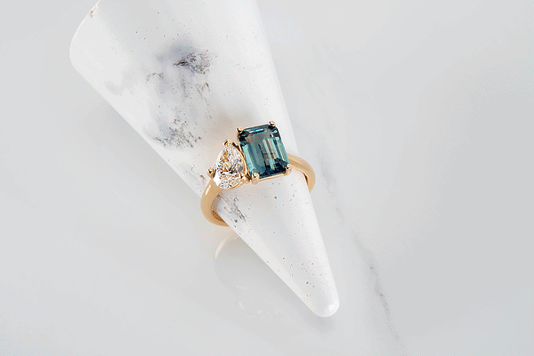 14k white gold diamond unique engagement ring set