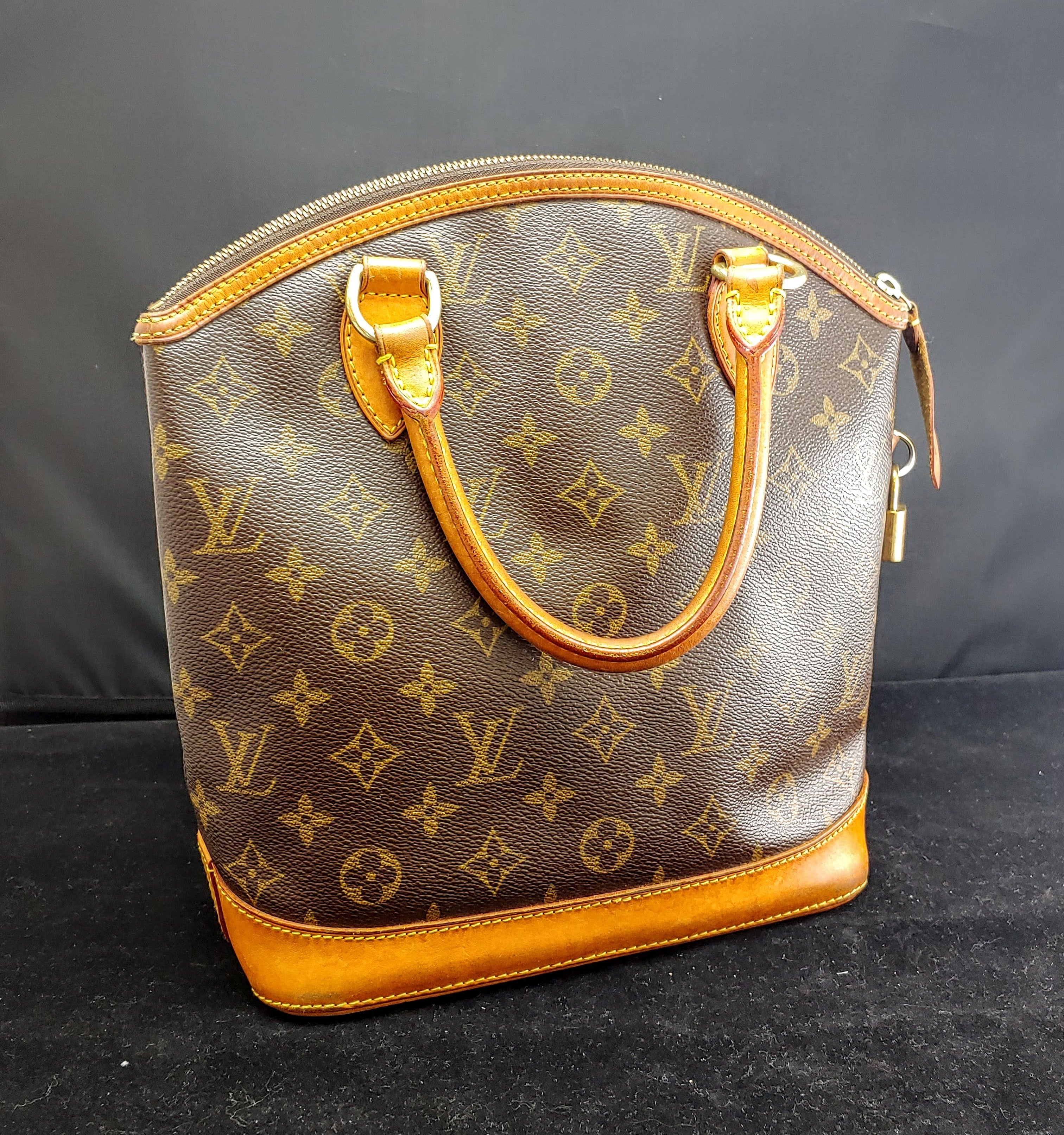 LOUIS VUITTON Vintage Monogram Cosmetic Bag - $1K Appraisal Value w/ CoA!