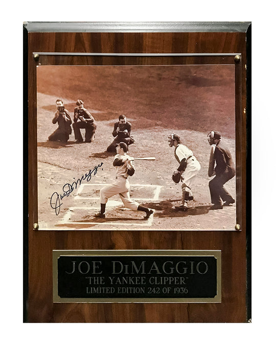 1951 New York Yankees Team-Signed Baseball with Mickey Mantle and Joe  DiMaggio Rookie Signatures - $15K Appraisal Value!