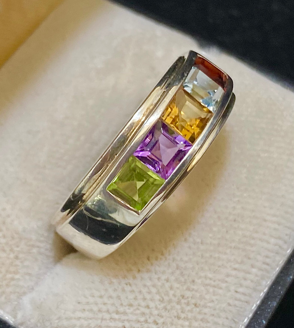 Beautiful Designer Sterling Silver 5-Gemstones Ring