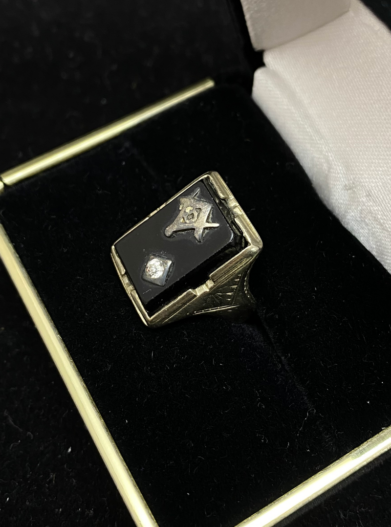 1920's Antique Design Masonic w/ Diamond Signet Ring