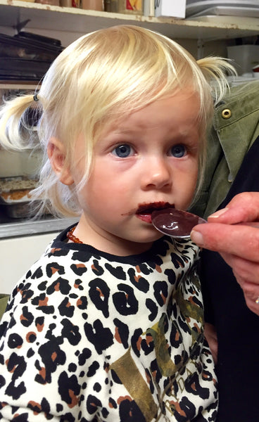 3 years old girl having Açaí in Tauranga