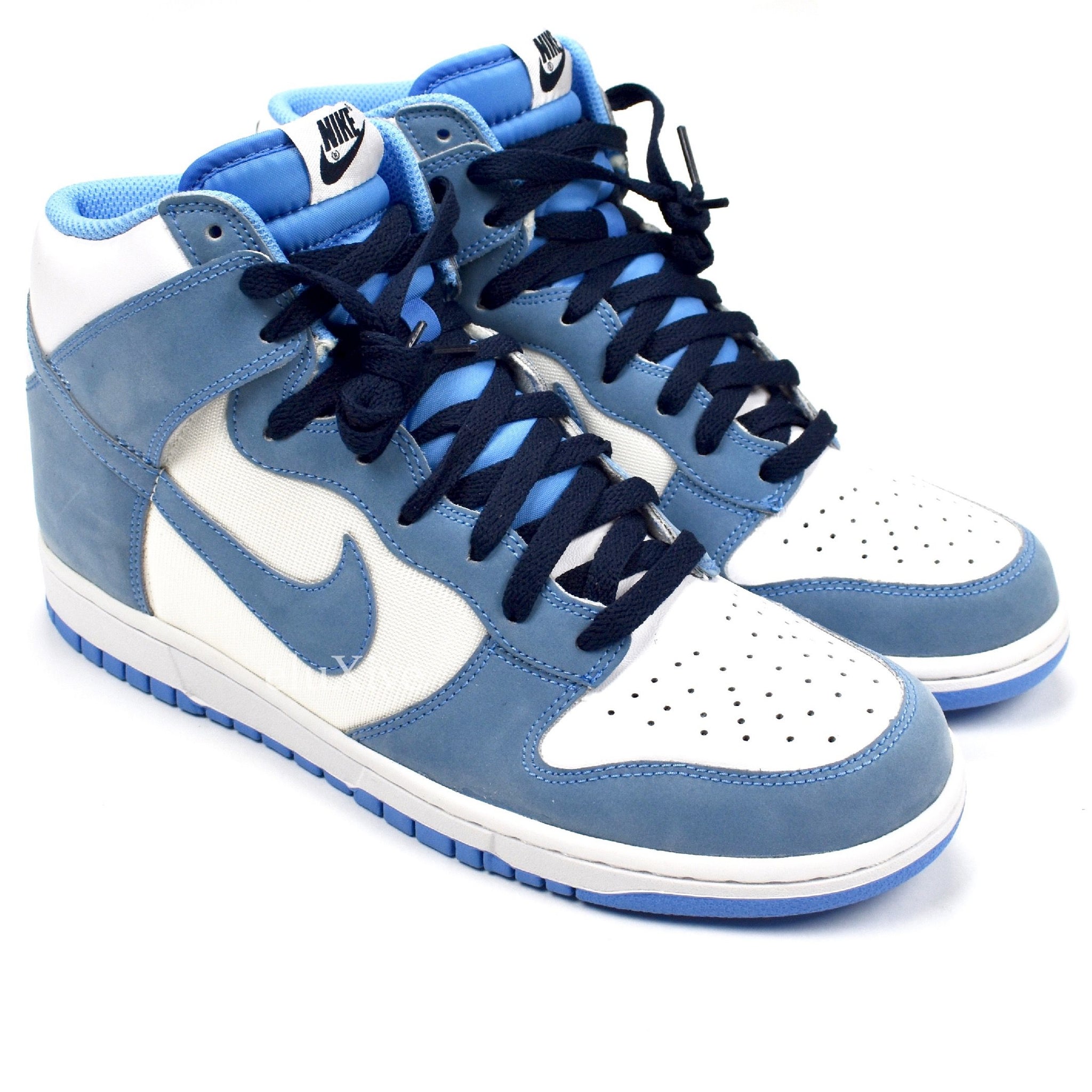 nike dunks unc