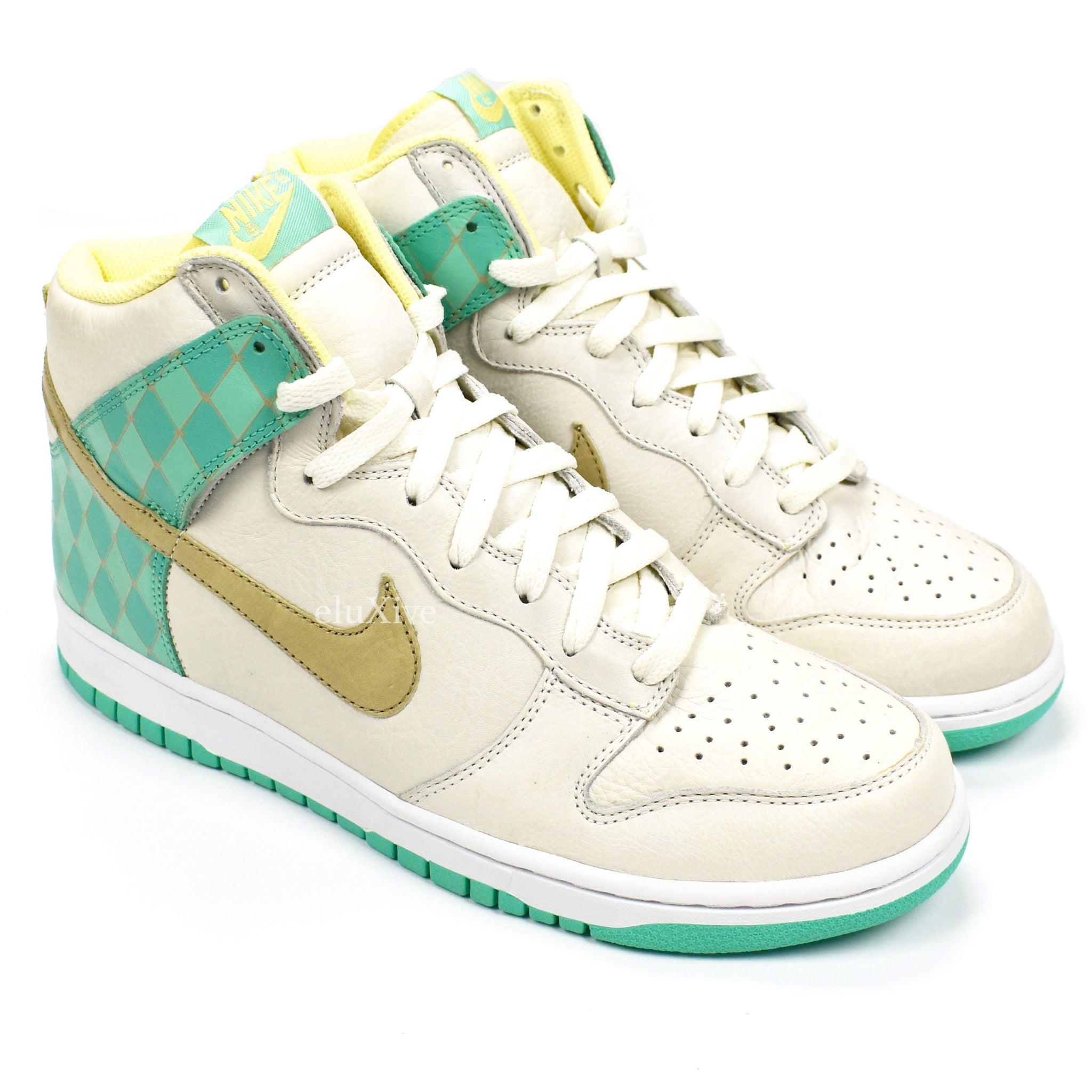 nike arizona tea