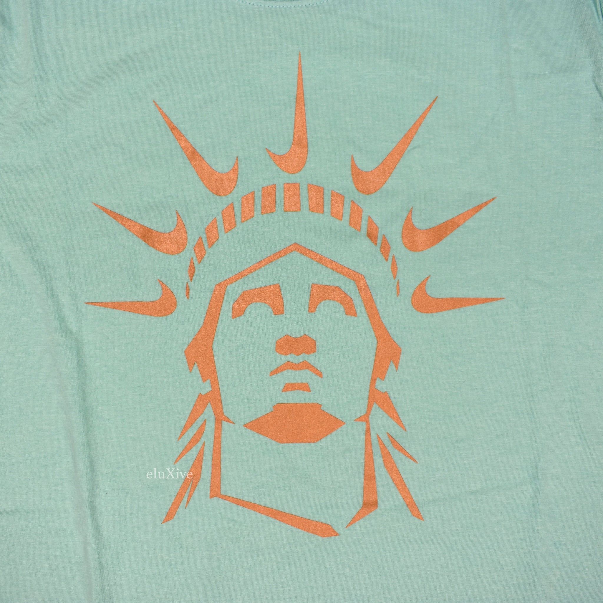 t shirt nike statue liberty 