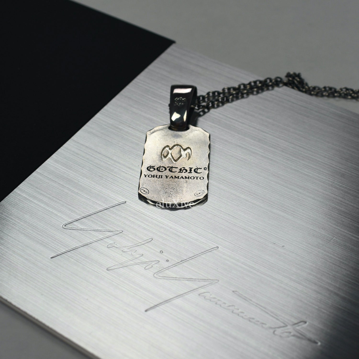Yohji Yamamoto - Silver Gothic Dog Tag Chain Necklace – eluXive