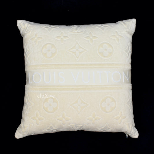 NEW Louis Vuitton Rug Carpet • Shirtnation - Shop trending t