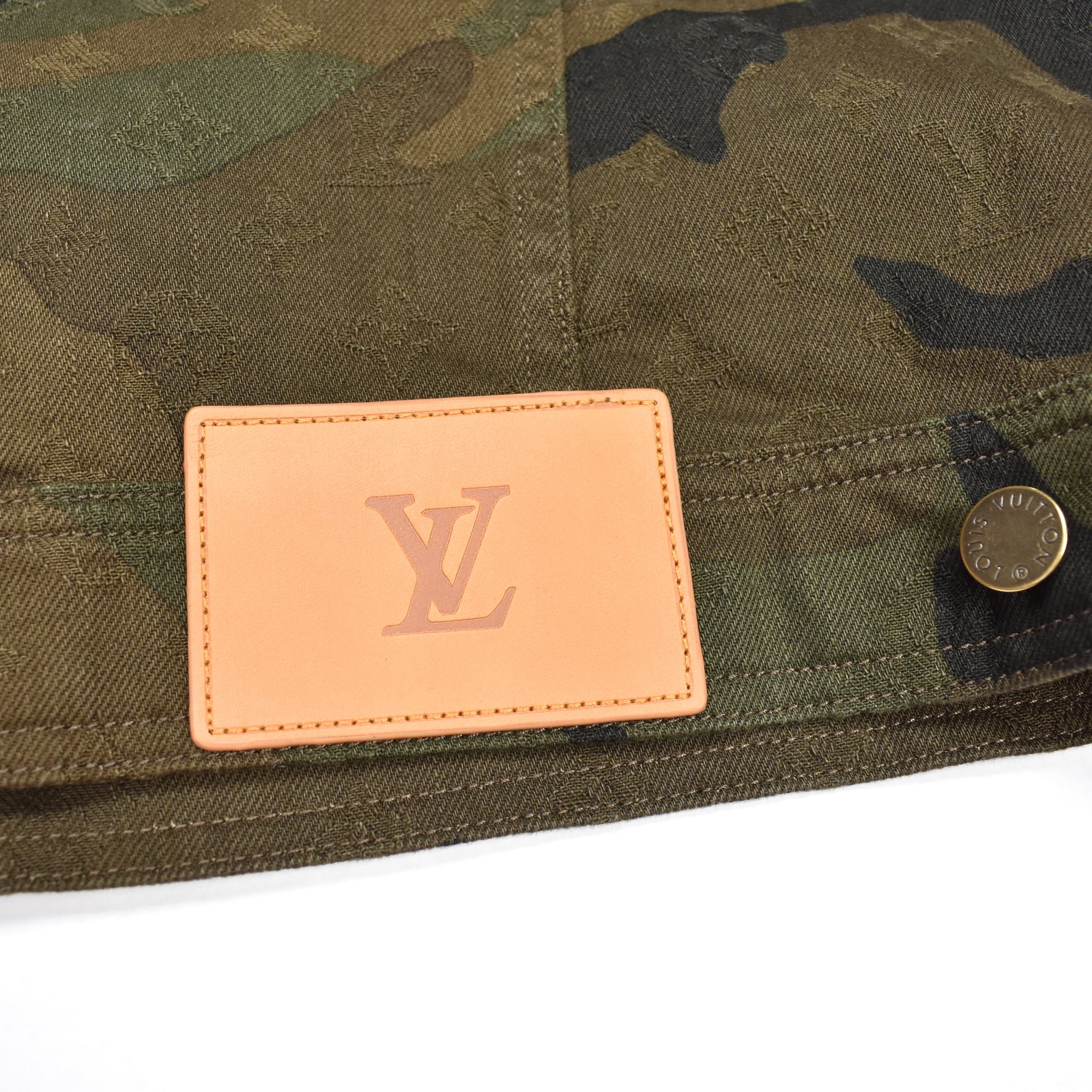 Louis Vuitton x Supreme - LV Monogram Camo Box Logo Denim Trucker Jacket – eluXive