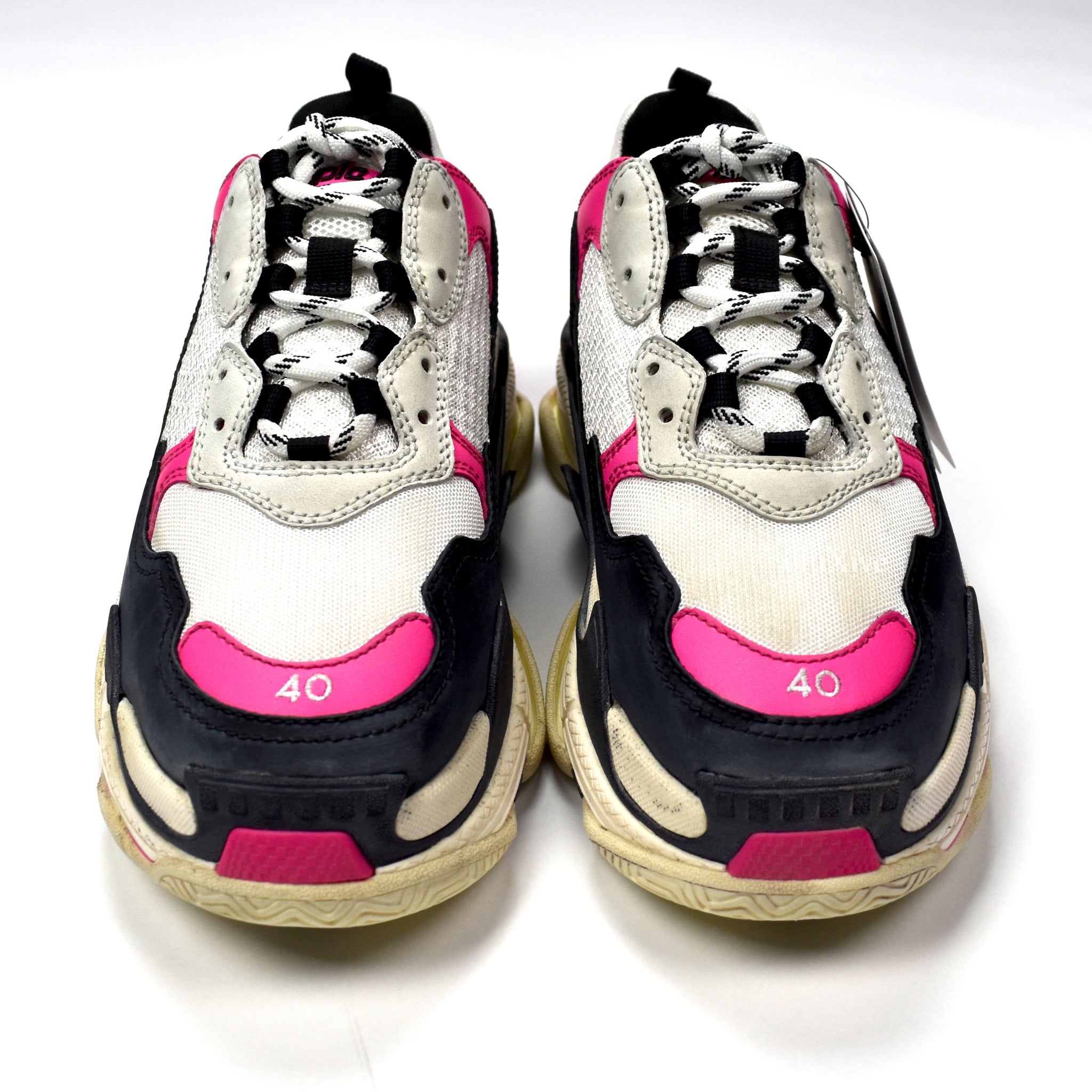 jual balenciaga triple s