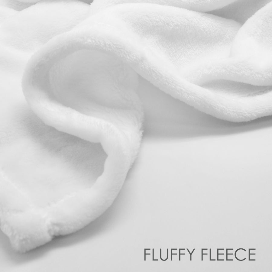 white fleece baby blanket
