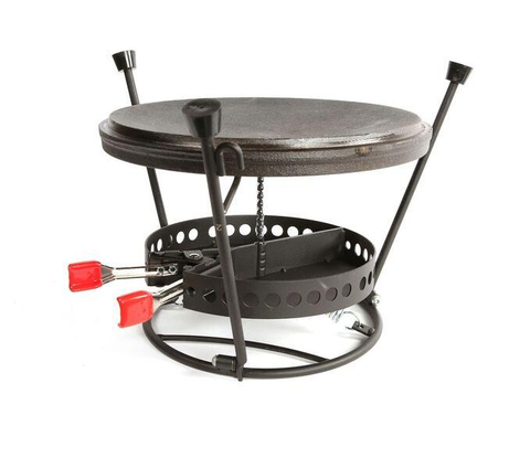 CampMaid’s 4-piece cast iron camp oven set