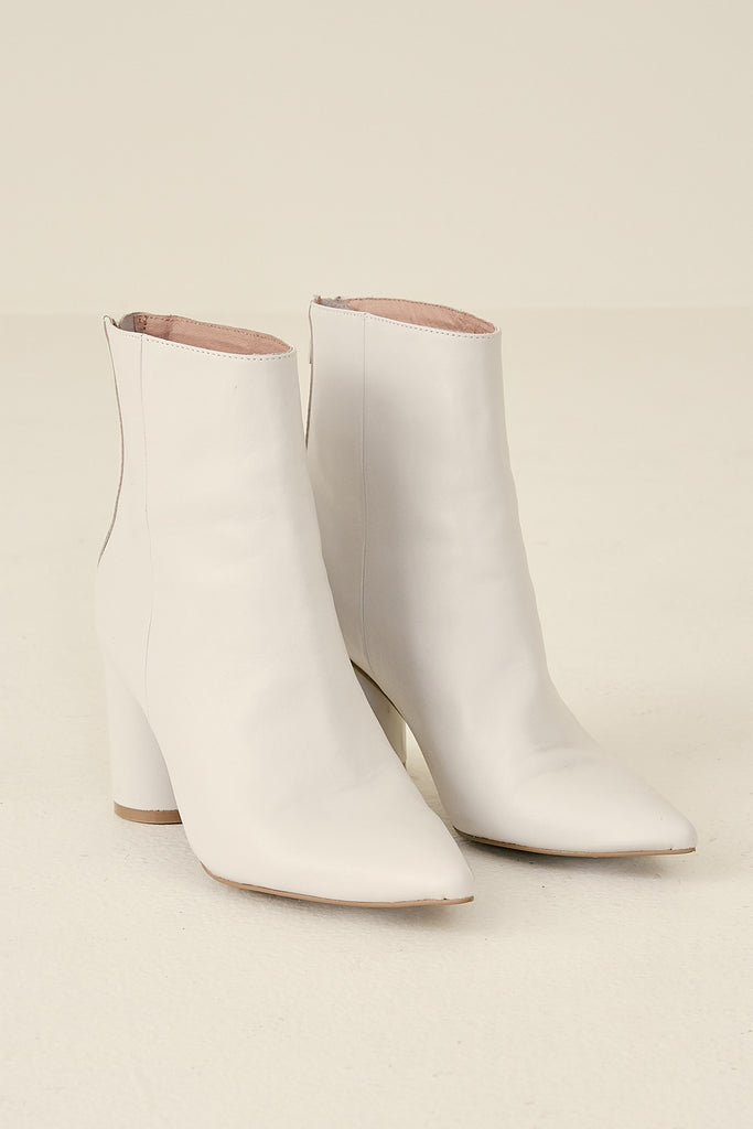 leather boot cream