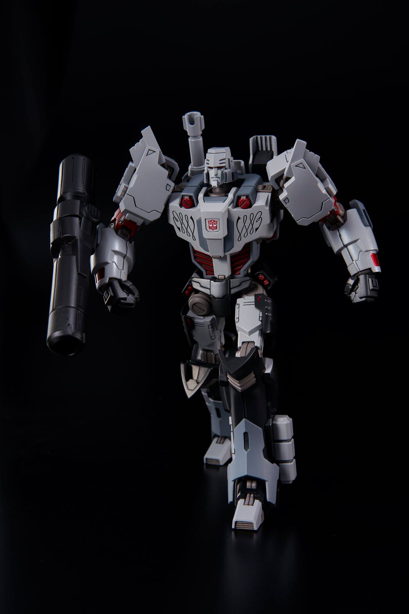 Megatron Flame Toys. Мегатрон Flame Toys. Megatron Transformers IDW Toy. Furai model Transformers.