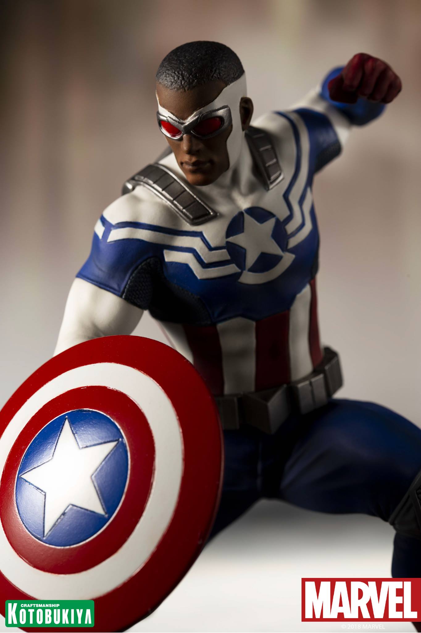 sam wilson captain america hot toys