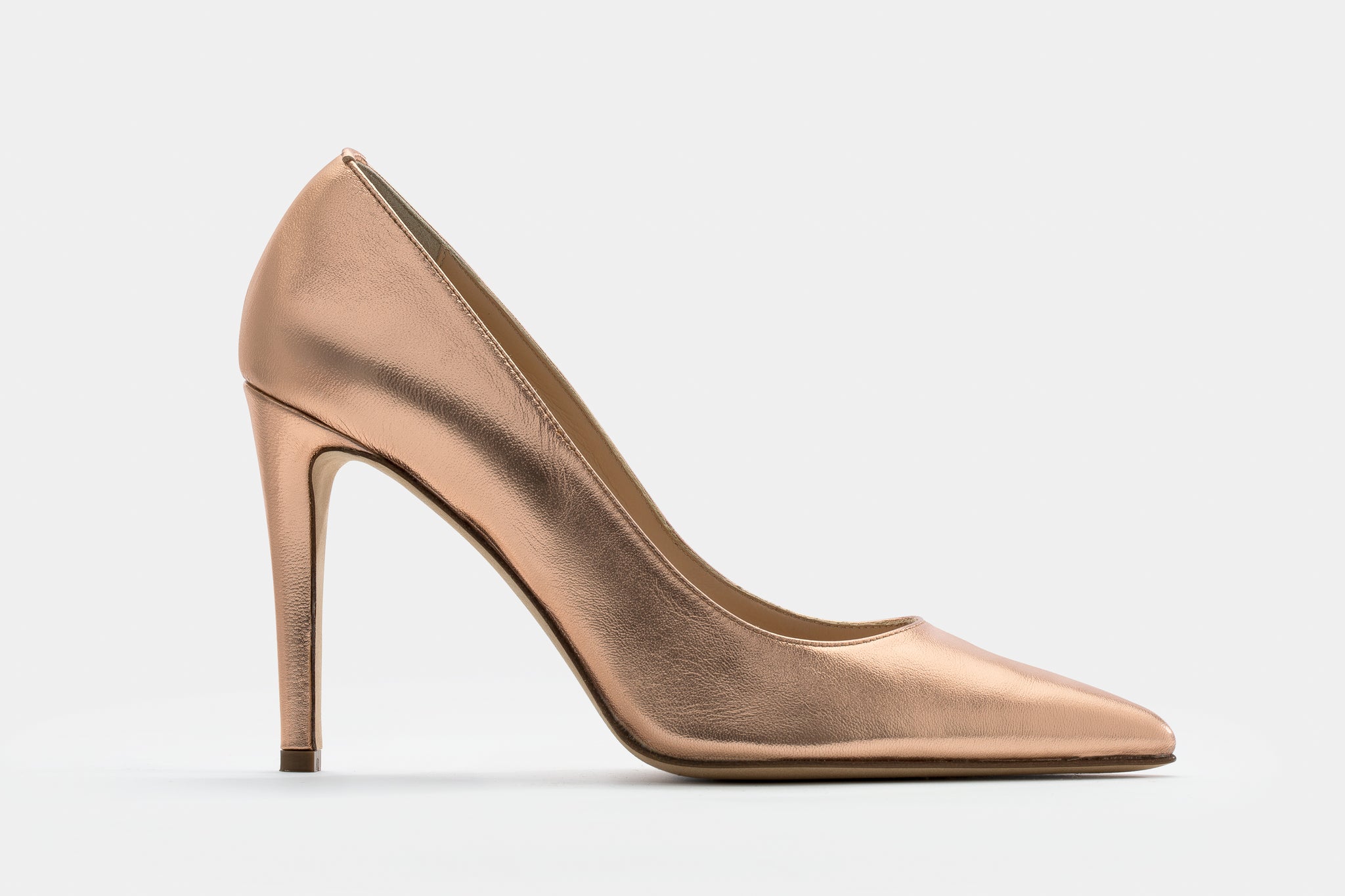 rose gold metallic pumps